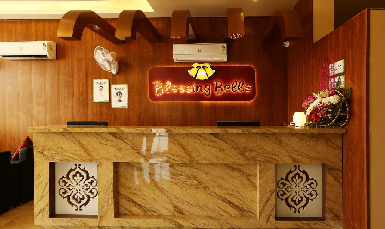 Treebo Blessing Bells Hotel Dehradun Exterior foto